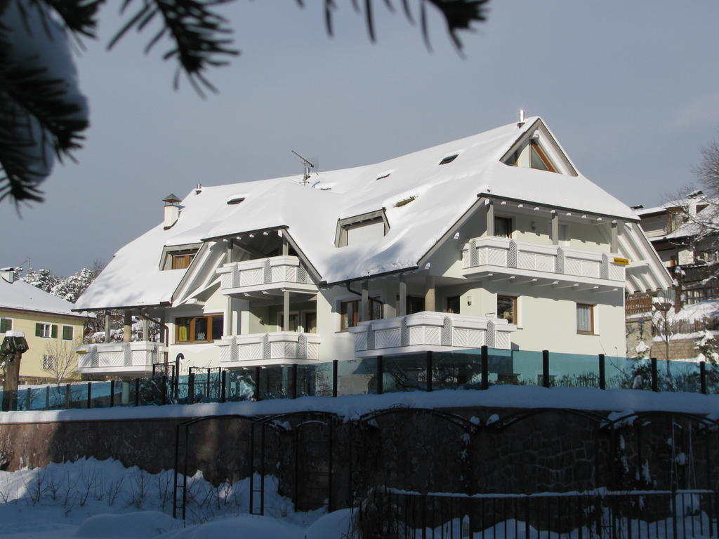 Villa Anina กอลลาลโบ ภายนอก รูปภาพ